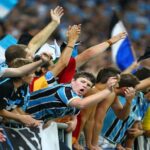 Confiante, Grêmio supera a defesa adversária e marca o primeiro na Libertadores; veja