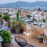 Este es el mejor ‘rooftop’ con vistas a la Bahía de Rosas: tiene uno de los mejores atardeceres de la Costa Brava