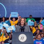 Kamala Harris cumple 60 años