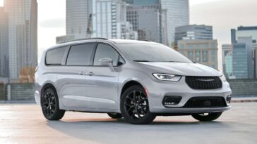 It's Happening: Chrysler Confirms a Pacifica EV