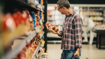 Por que este grupo de alimentos está associado a maior risco de câncer no intestino?