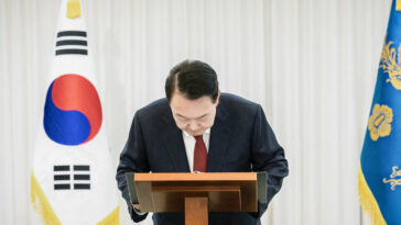 Corea del Sur busca volver a la normalidad tras la destitución del presidente