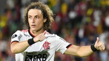 David Luiz detona tratamento em saída do Flamengo: “Chateação”