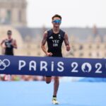 Alex Yee, a su llegada a meta en el triatlón olímpico / EFE