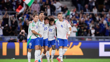 Lorenzo Pellegrini, Davide Frattesi, Mateo Retegui ROME, ITALY - OCTOBER 10: Andrea Cambiaso of Italy celebrates after scoring his team