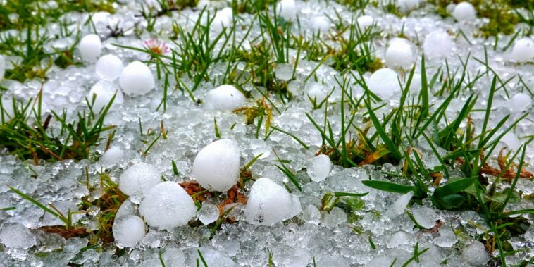 Por que (e como) algumas pedras de granizo ficam tão grandes?