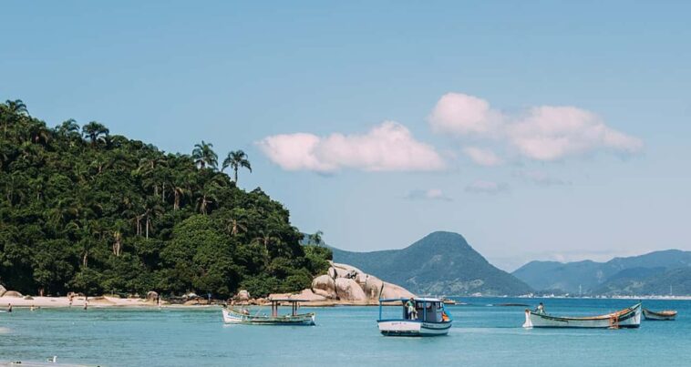 Saiba quais são os melhores destinos para viajar em março no Brasil