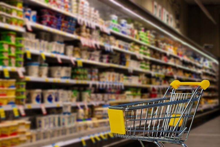 Beer boosts cross-category sales for grocery stores, study finds