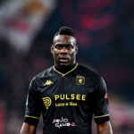 GENOA, ITALY - DECEMBER 21: Mario Balotelli of Genoa looks on during the Serie A match between Genoa and Napoli at Stadio Luigi Ferraris on December 21, 2024 in Genoa, Italy. (Photo by Simone Arveda/Getty Images)